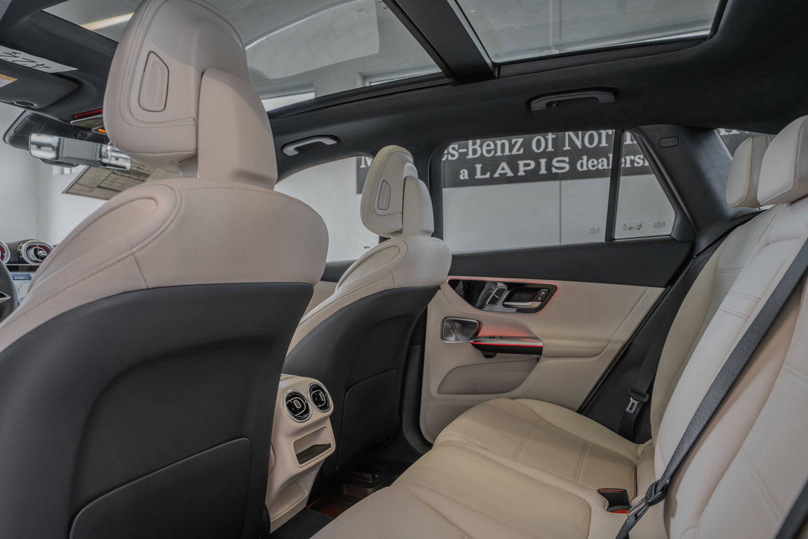 New 2026 Mercedes-Benz GLC 300 4MATIC image 26