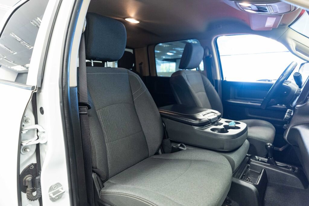 Used 2020 RAM 3500 Tradesman AWD/4WD image 18