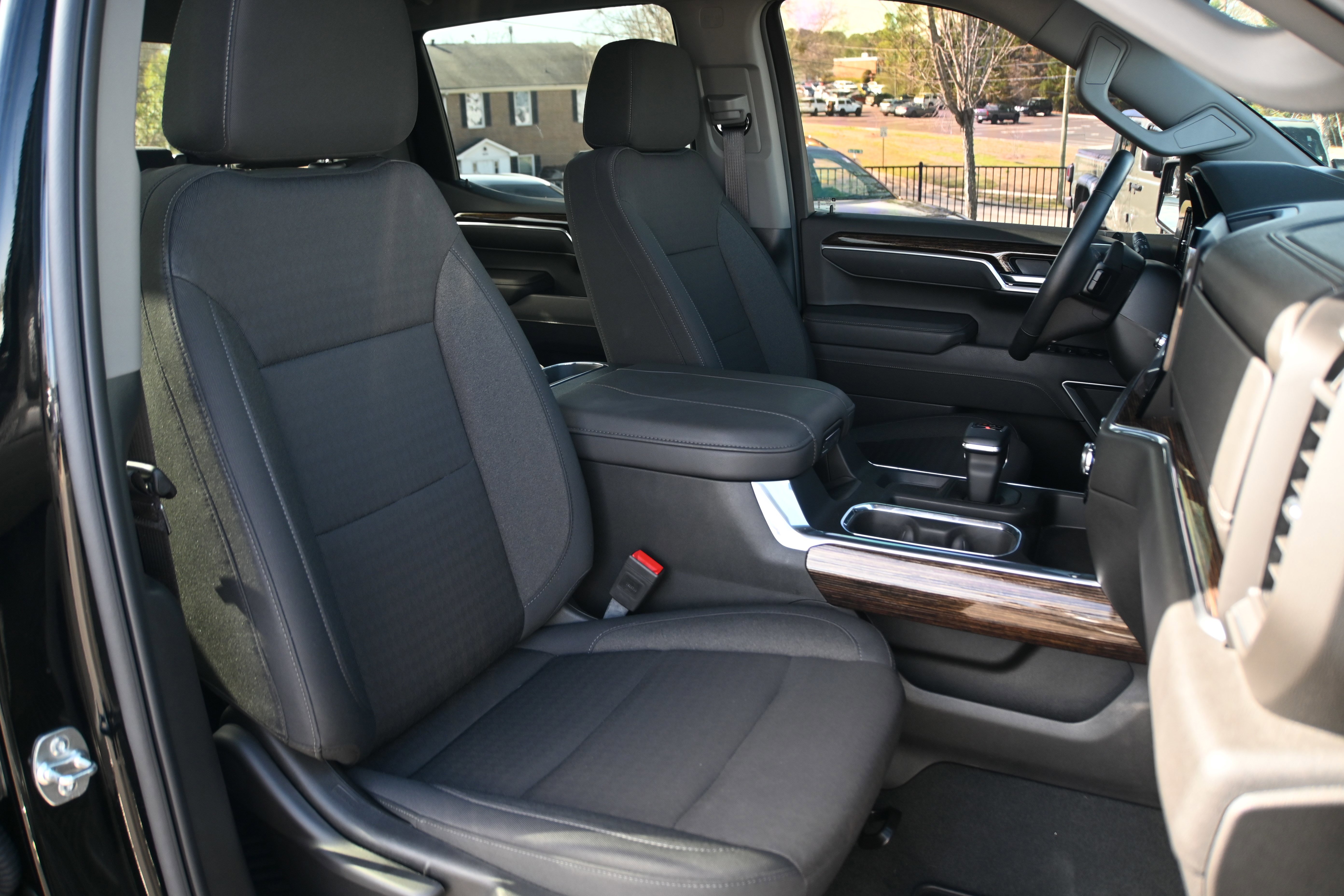 Used 2025 GMC Sierra 1500 Elevation w/ X31 Off-Road Package AWD/4WD image 35