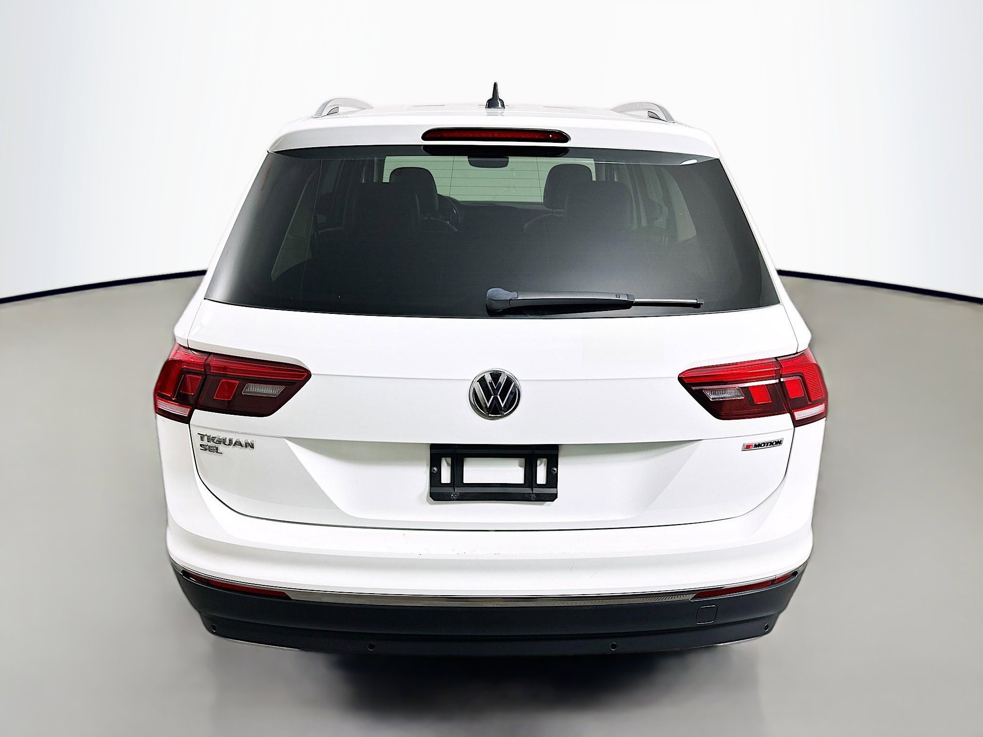 Used 2019 Volkswagen Tiguan SEL image 6