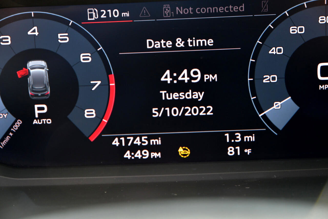 Used 2020 Audi Q3 2.0T Premium image 12