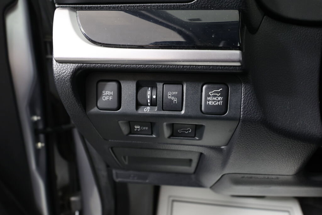 Used 2017 Subaru Forester 2.5i Touring image 33