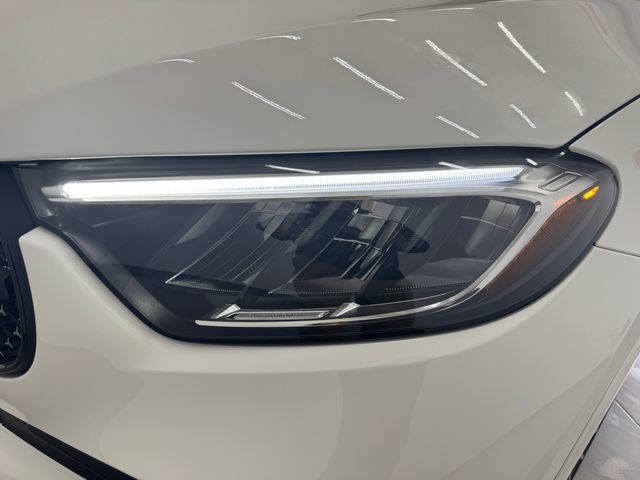 Used 2026 Mercedes-Benz GLC 300 4MATIC image 33