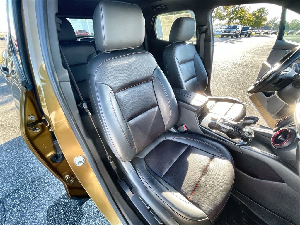 Used 2019 Chevrolet Blazer RS w/ Sun and Wheels Package image 25