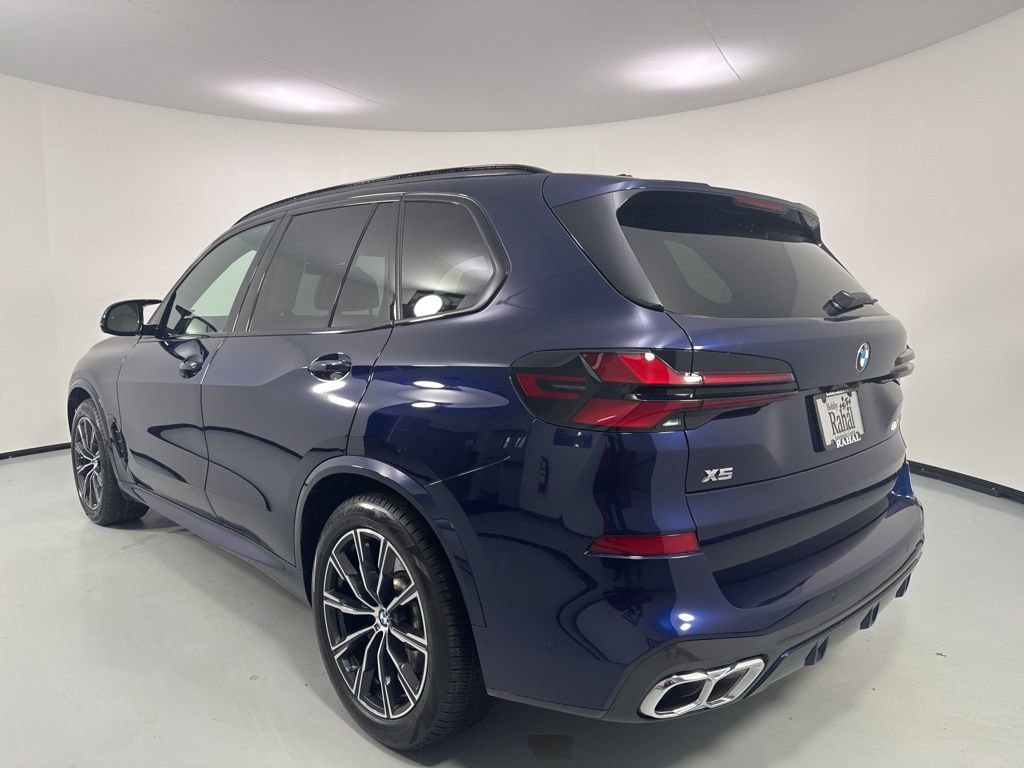 Used 2026 BMW X5 M60i image 5