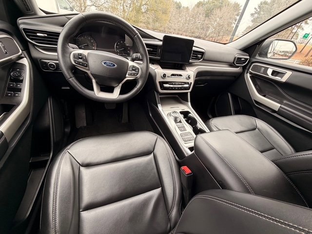 Certified 2024 Ford Explorer XLT w/ Equipment Group 202A image 10
