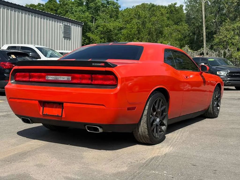 Used 2010 Dodge Challenger SRT8 w/ SRT Option Group II RWD image 7