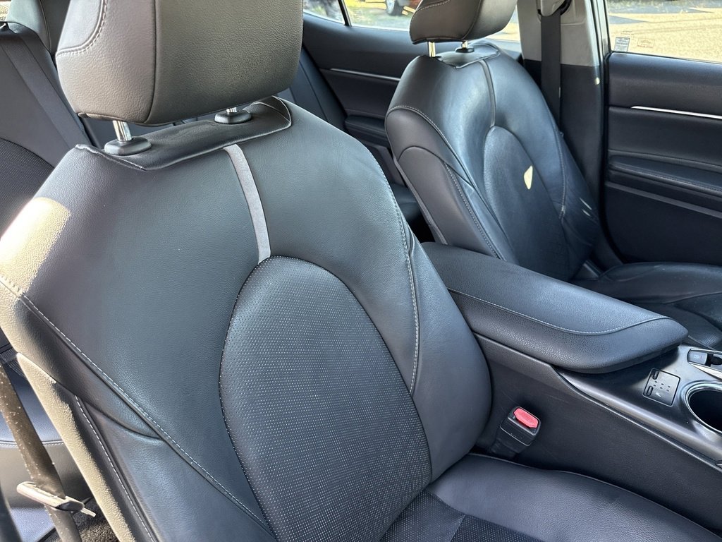 Certified 2018 Toyota Camry XSE image 26