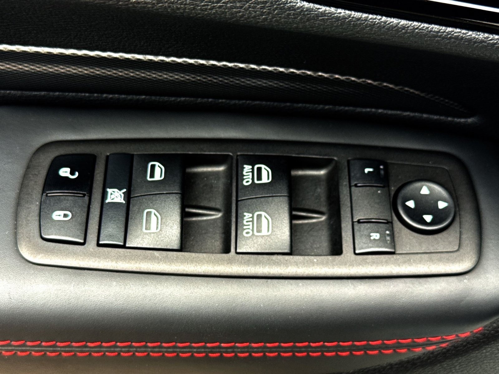 Used 2023 Dodge Durango R/T AWD/4WD image 15