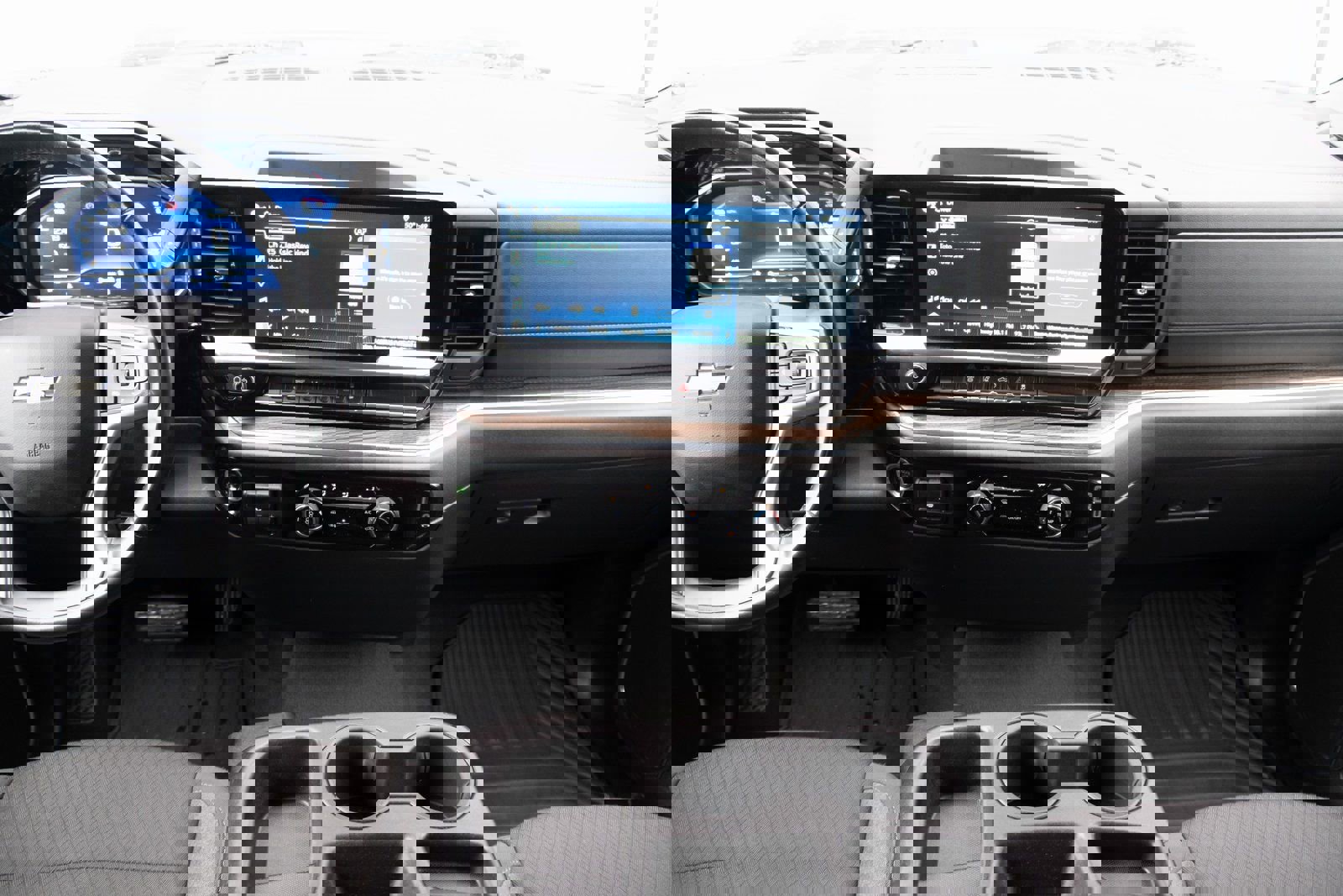 Used 2024 Chevrolet Silverado 3500 LT image 15