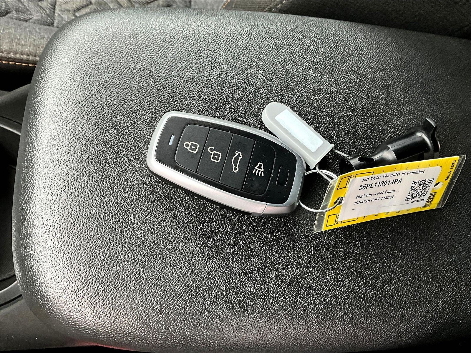 Used 2023 Chevrolet Equinox LT AWD/4WD image 33