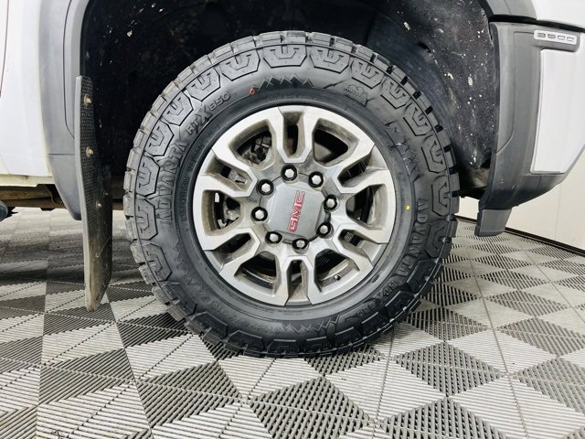 Used 2024 GMC Sierra 3500 SLE w/ SLE Convenience Package image 6