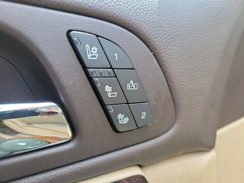 Used 2012 GMC Yukon Denali AWD/4WD image 22