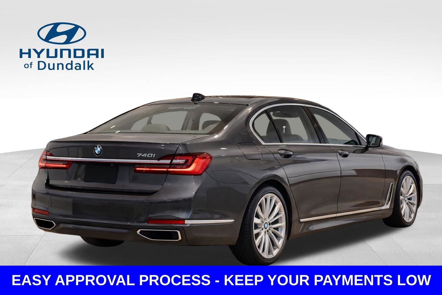Used 2022 BMW 740i RWD image 2