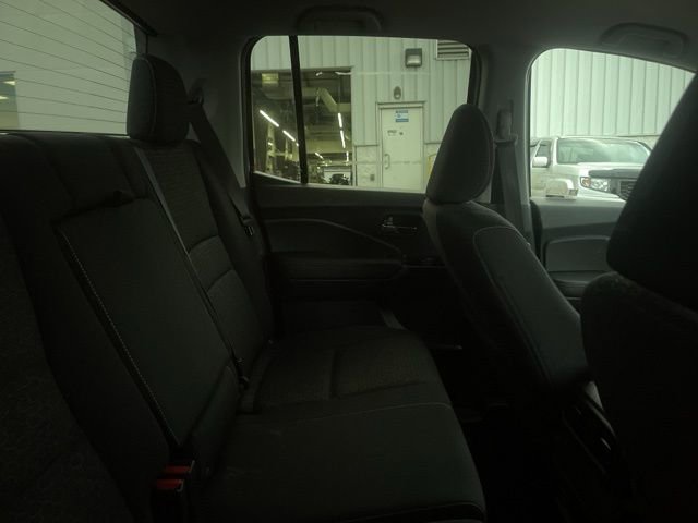 Used 2024 Honda Ridgeline Sport image 12