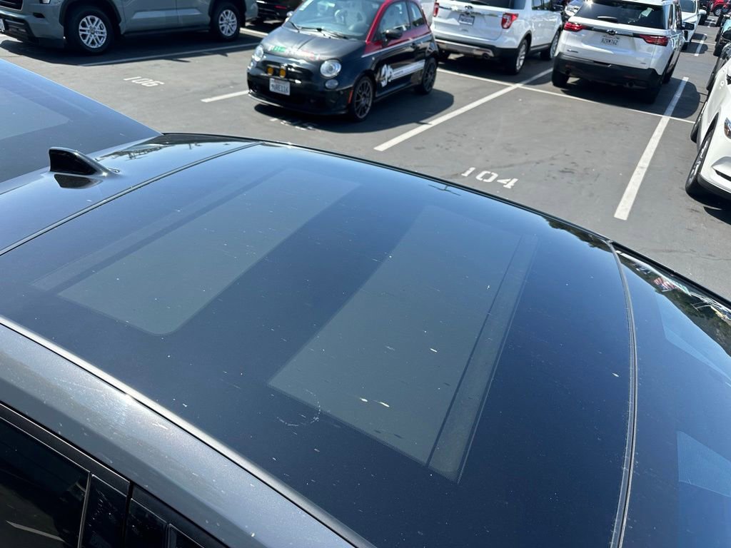 Used 2023 Toyota Prius Limited FWD image 6
