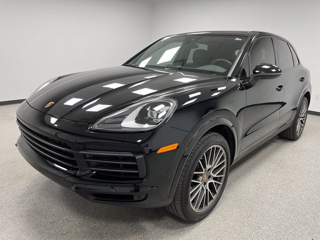 Used 2022 Porsche Cayenne Platinum Edition AWD/4WD image 4