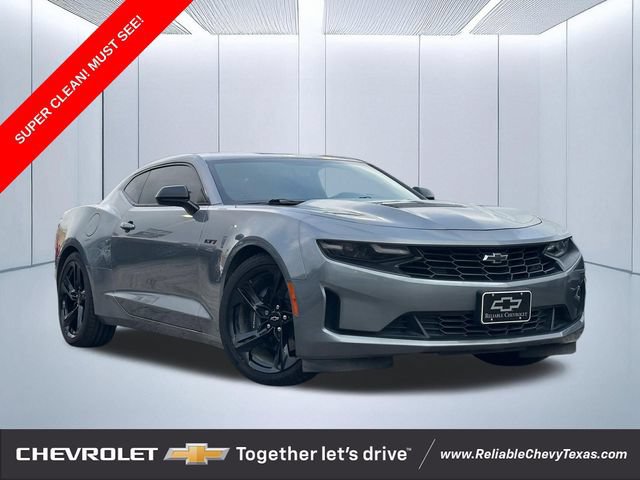 Used 2021 Chevrolet Camaro LT RWD image 1