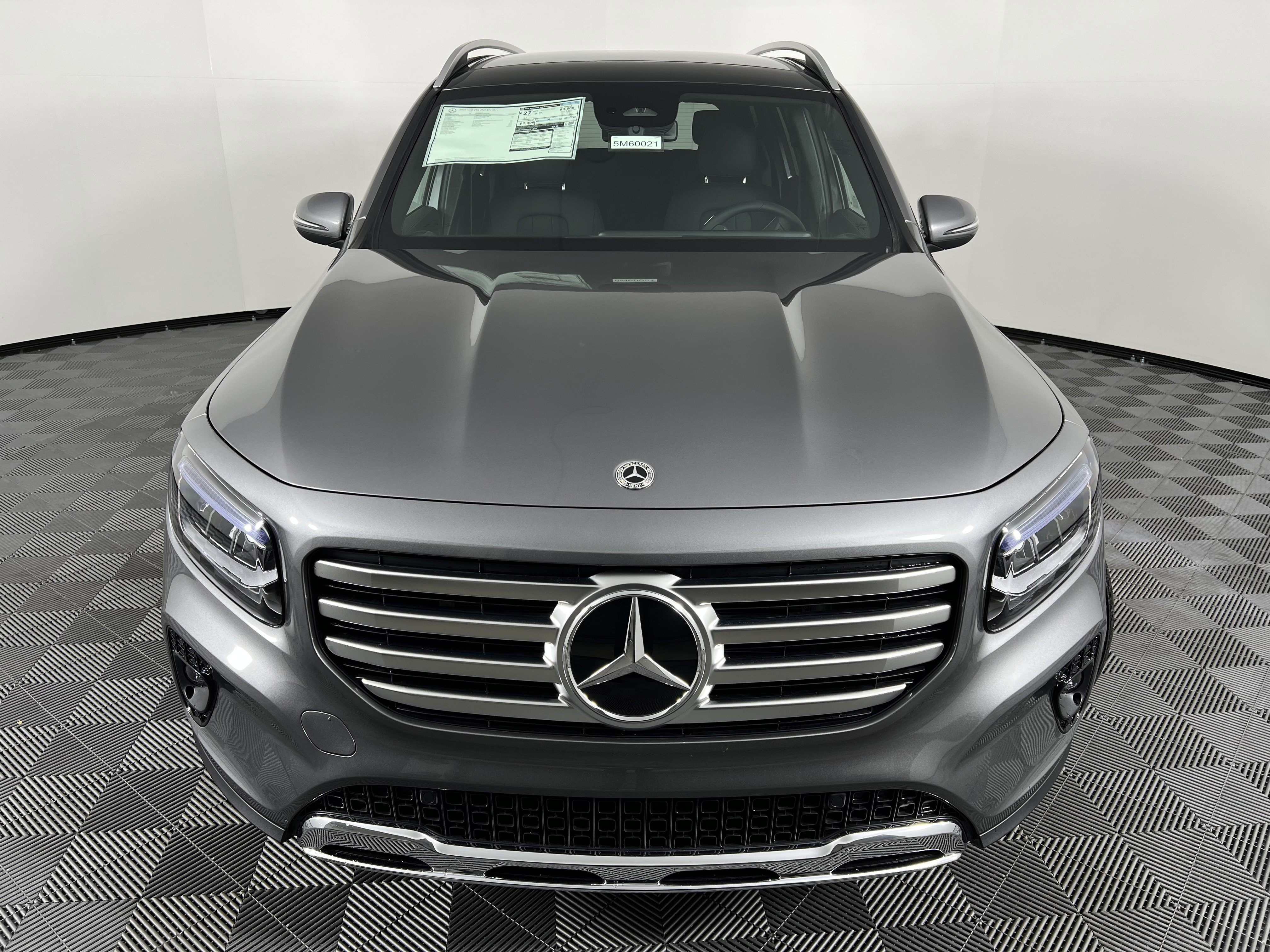 New 2026 Mercedes-Benz GLB 250 4MATIC image 5