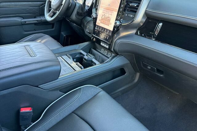 New 2026 RAM 2500 Limited AWD/4WD image 12