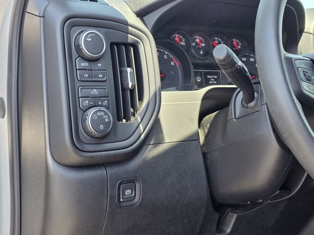 Used 2019 Chevrolet Silverado 1500 Custom Trail Boss w/ Custom Convenience Package AWD/4WD image 15