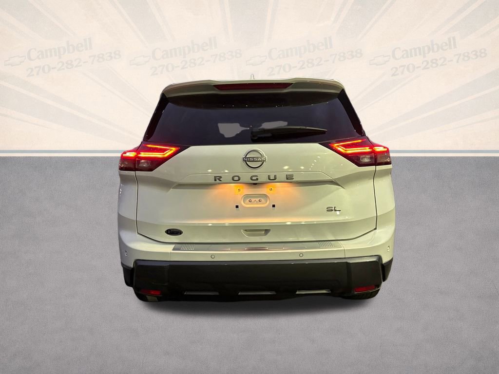 Used 2025 Nissan Rogue SL w/ SL Premium Package image 4