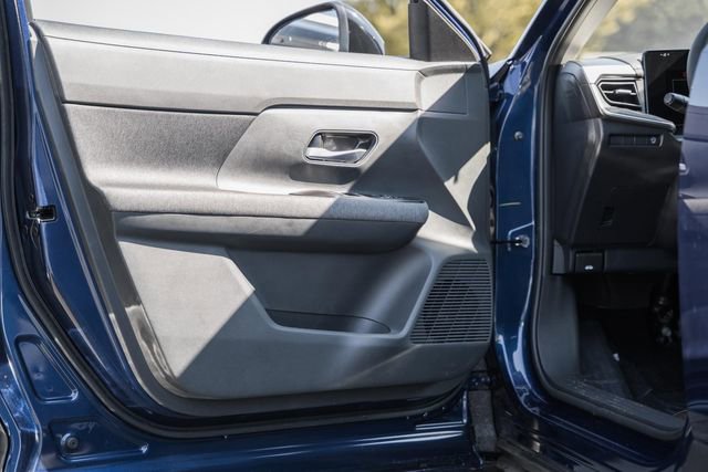 New 2026 Nissan Kicks SV image 32