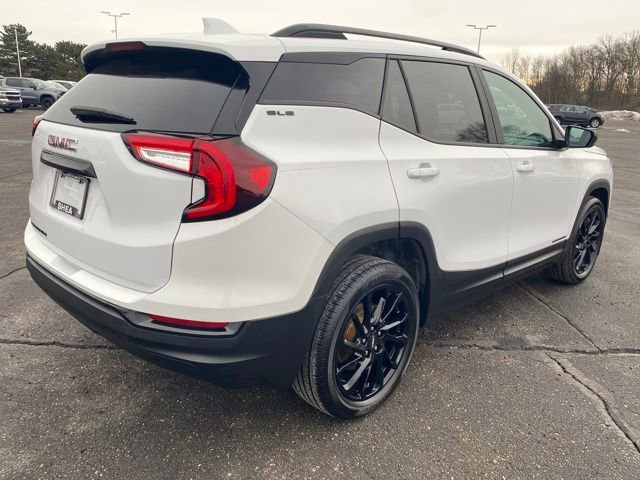 Certified 2023 GMC Terrain SLE w/ Driver Convenience Package image 4