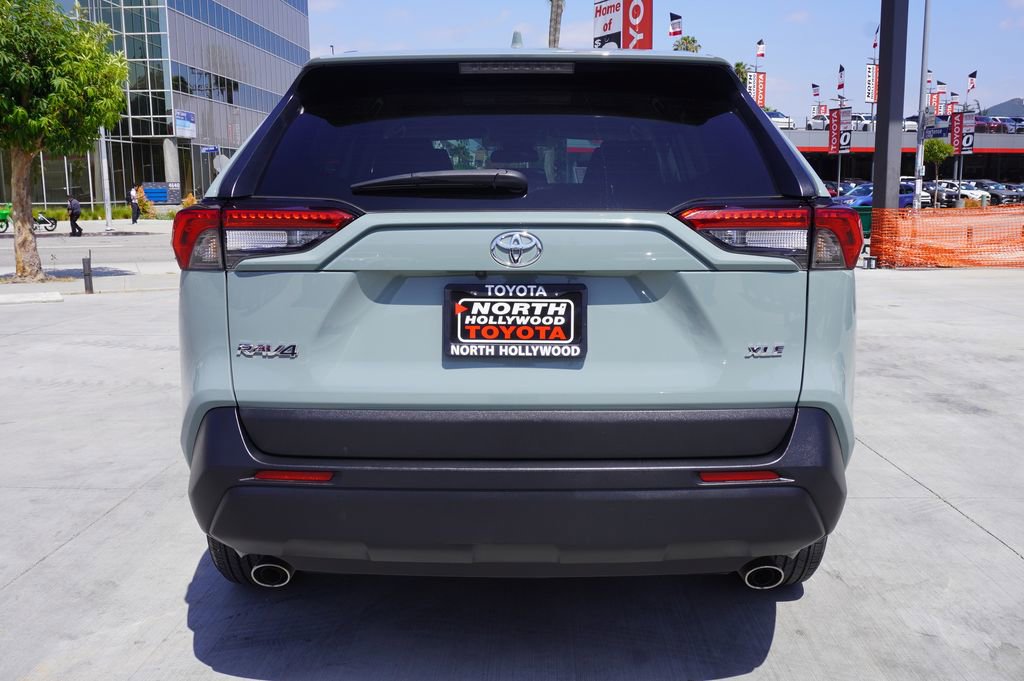 Certified 2023 Toyota RAV4 XLE FWD image 6