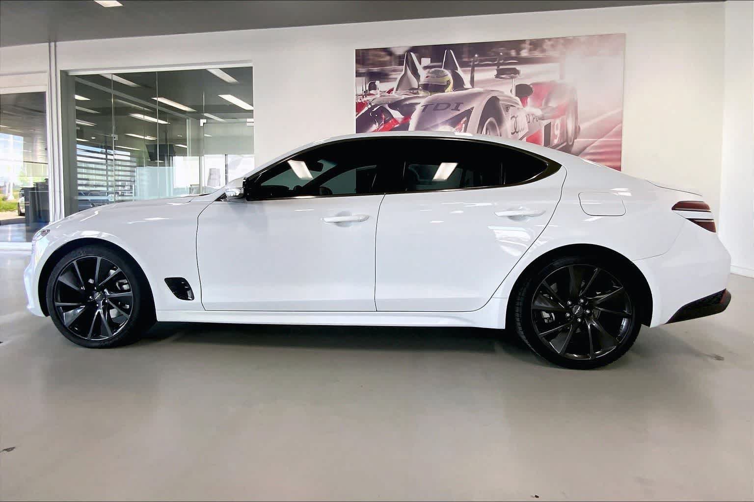 Used 2023 Genesis G70 2.0T w/ Sport Prestige Package RWD image 3