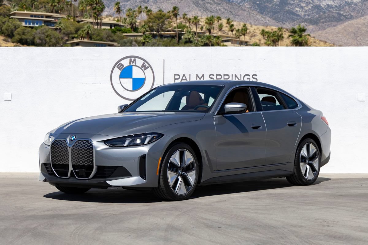 New 2026 BMW i4 eDrive40 w/ Premium Package RWD image 1
