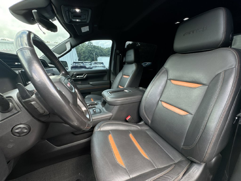 Used 2022 GMC Sierra 1500 AT4 w/ Technology Package AWD/4WD image 13