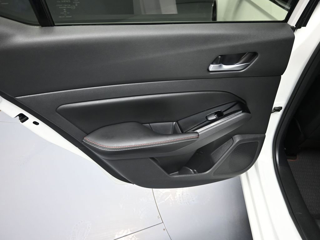 Used 2024 Nissan Altima 2.5 SR w/ SR Premium Package image 28