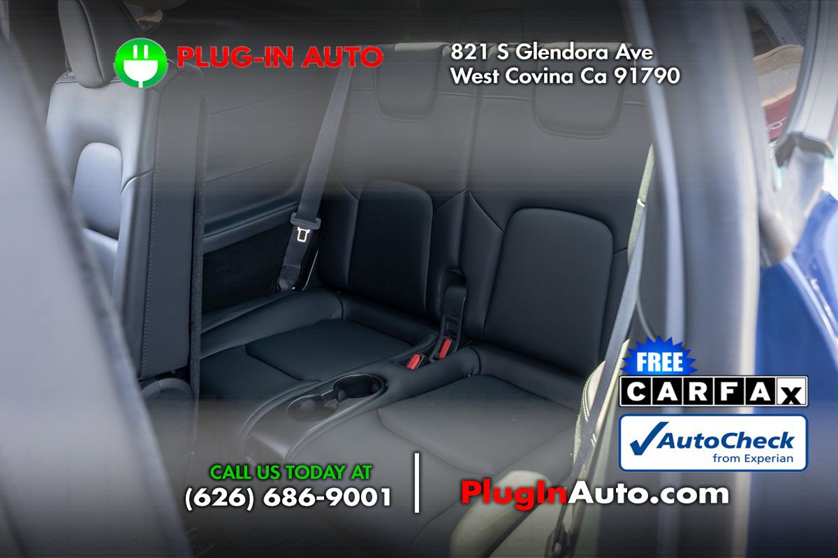 Used 2022 Tesla Model Y Long Range image 2