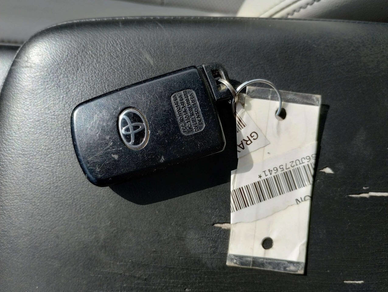 Used 2018 Toyota Avalon Limited w/ All Weather Liner Package image 42