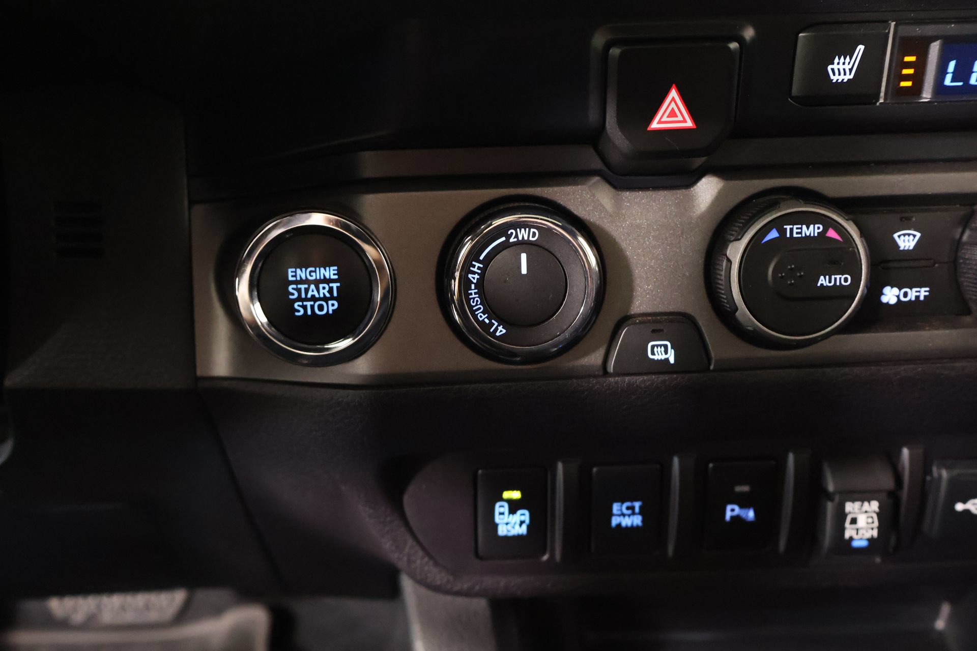 Used 2022 Toyota Tacoma TRD Pro AWD/4WD image 8