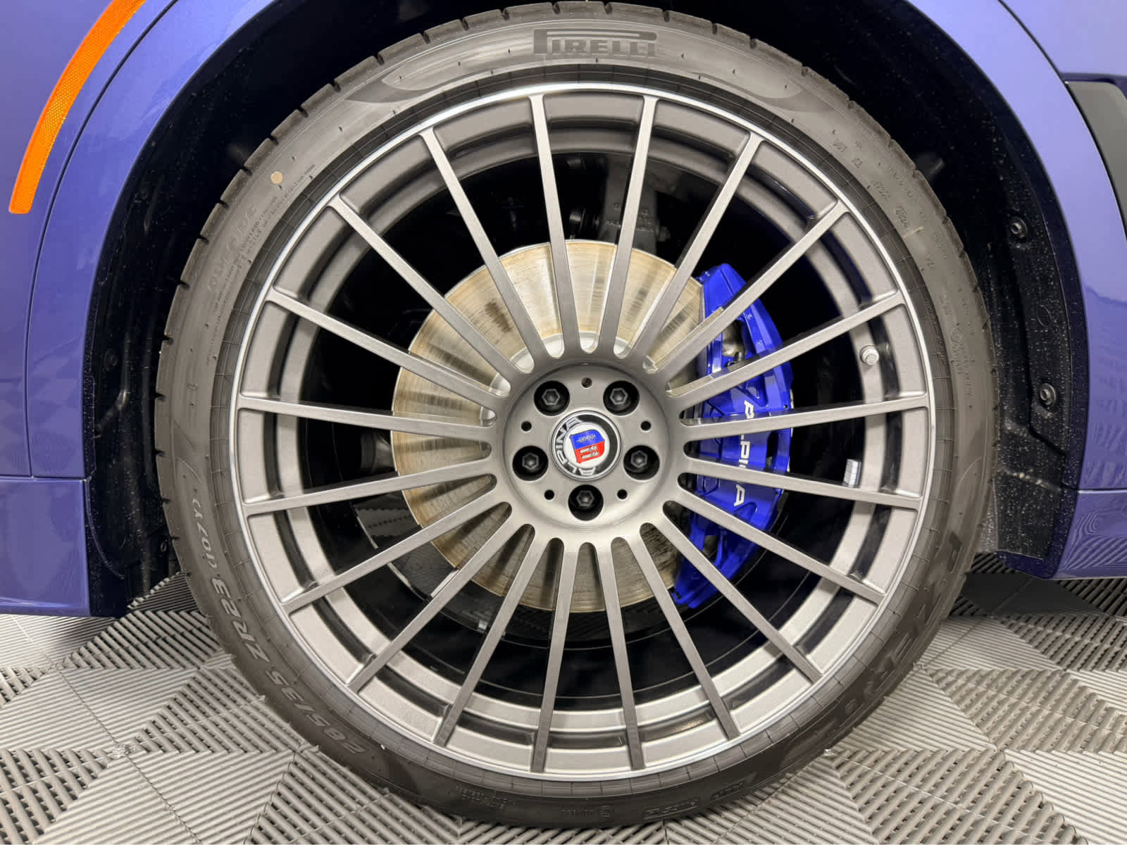 New 2026 BMW ALPINA XB7 image 13