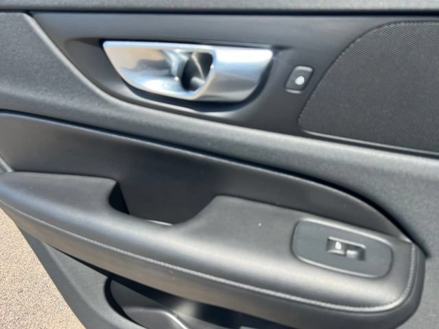 Used 2023 Volvo S60 B5 Plus AWD/4WD image 30
