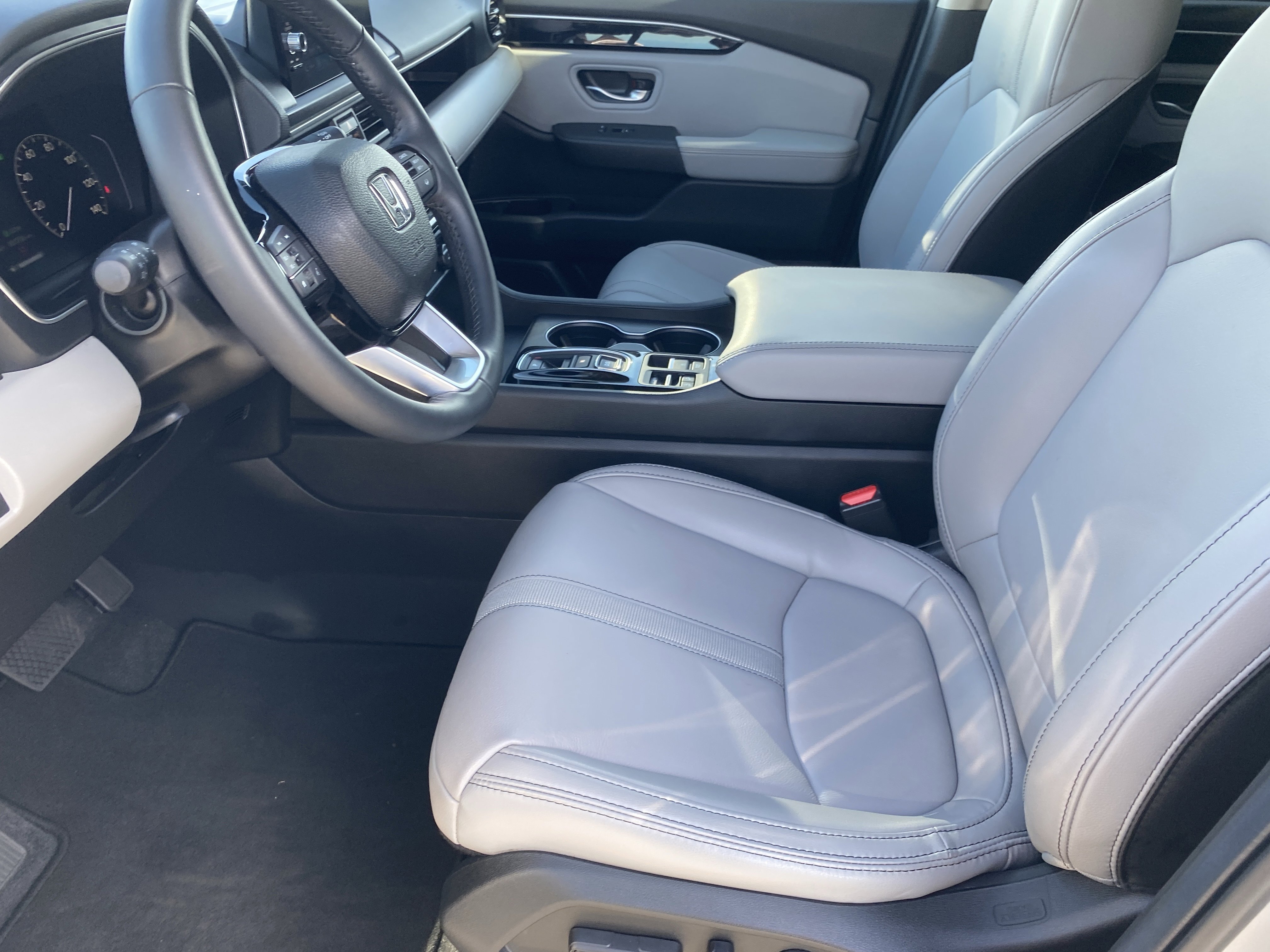 Certified 2025 Honda Pilot EX-L image 16