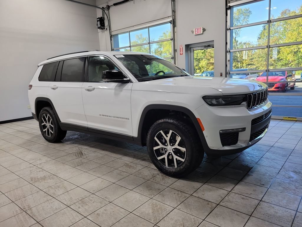 New 2025 Jeep Grand Cherokee L Limited w/ Luxury Tech Group II image 2