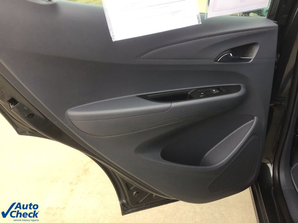 Used 2019 Chevrolet Bolt Premier w/ Infotainment Package image 12