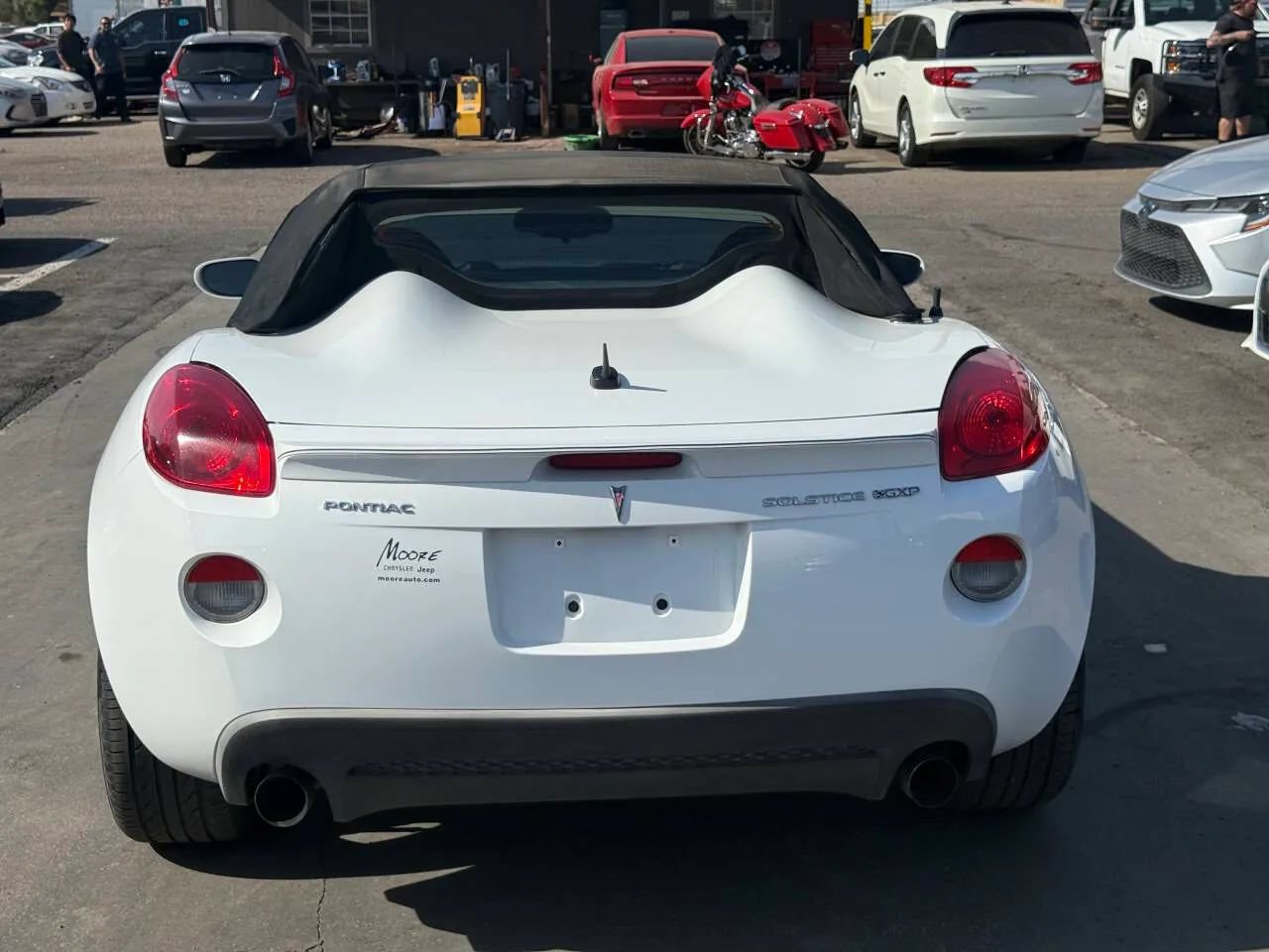 Used 2008 Pontiac Solstice GXP RWD image 9