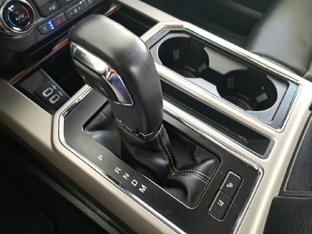 Used 2019 Ford F150 Lariat w/ Equipment Group 502A Luxury AWD/4WD image 15