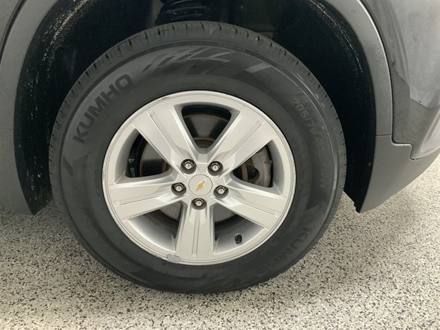 Used 2021 Chevrolet Trax LT AWD/4WD image 13