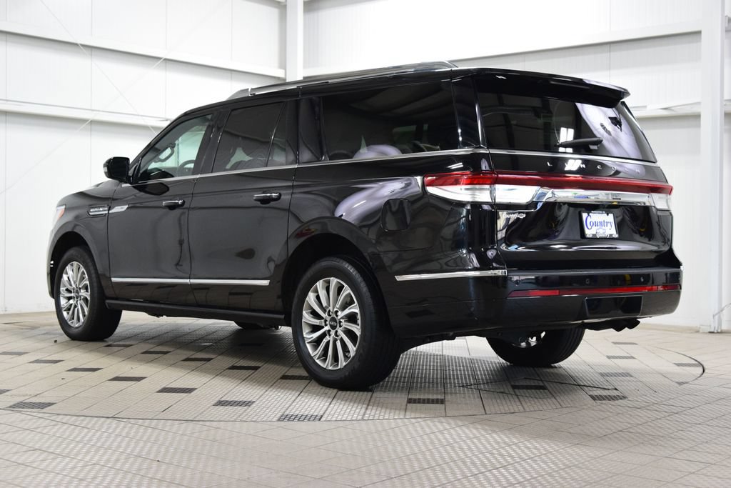 Used 2024 Lincoln Navigator L 4WD image 6