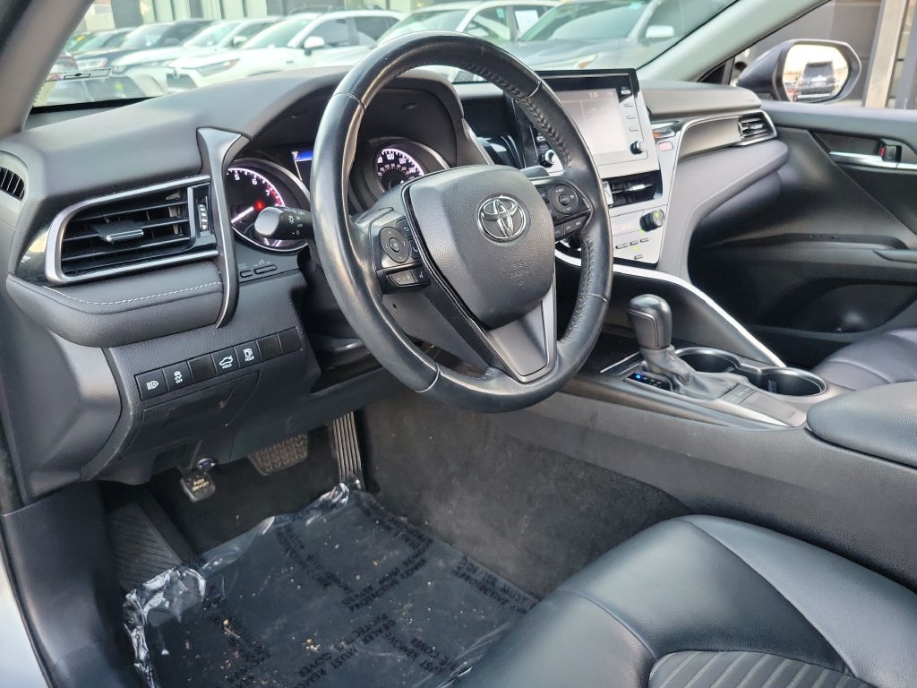 Used 2022 Toyota Camry SE w/ Carpet Mat Package (TMS) FWD image 18