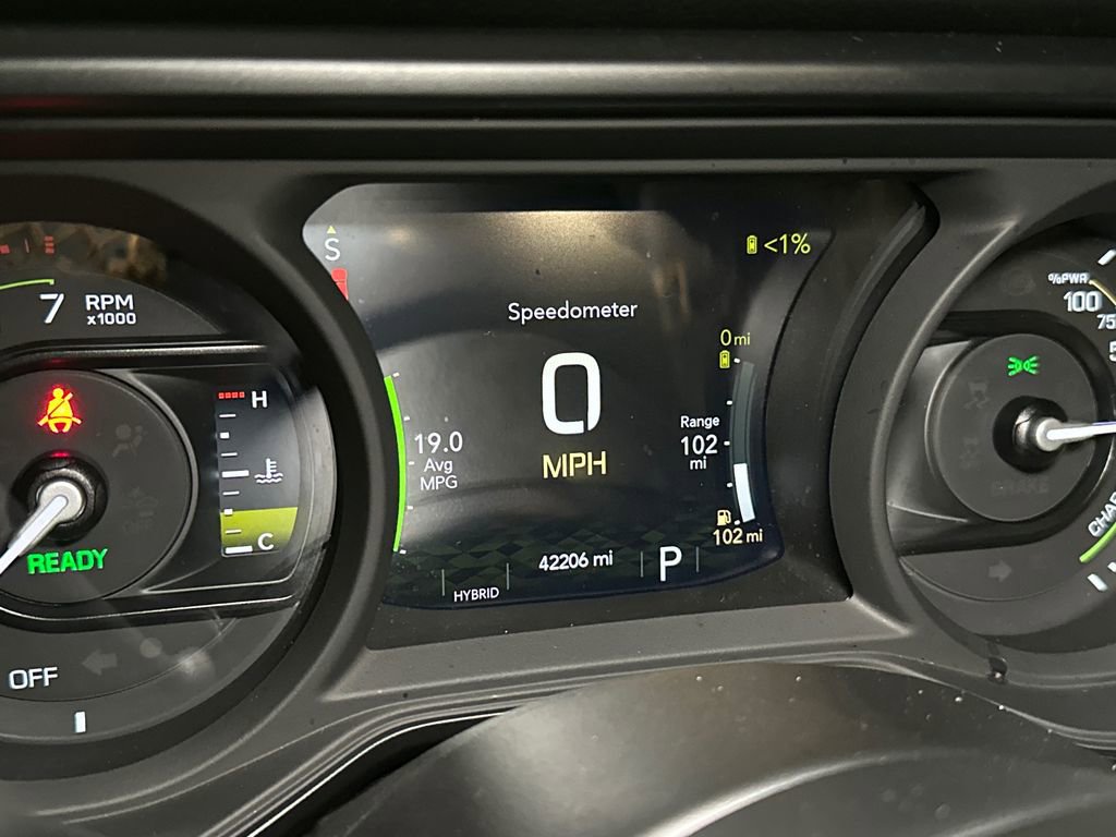 Used 2024 Jeep Wrangler Unlimited image 21