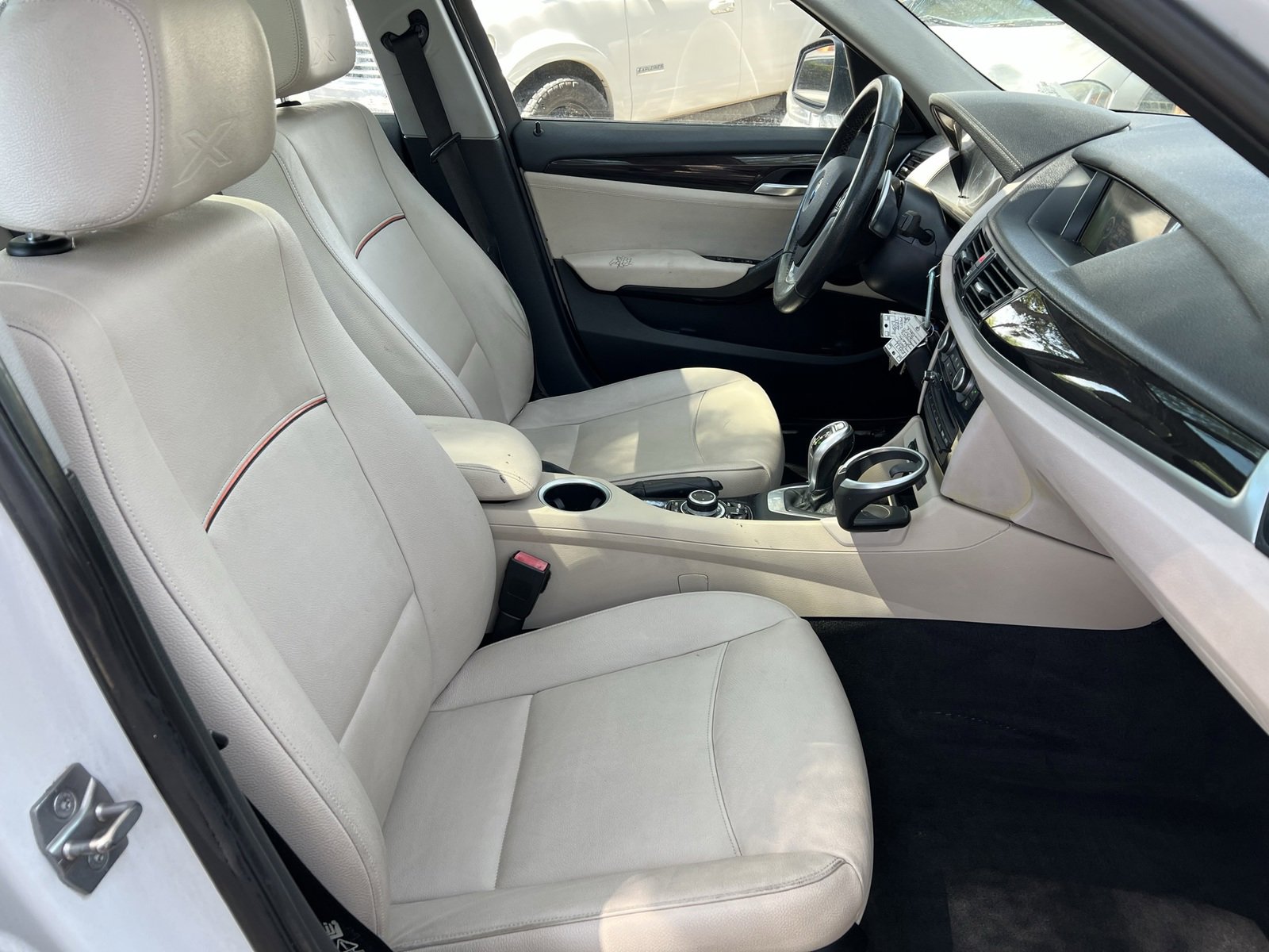 Used 2015 BMW X1 xDrive28i image 23