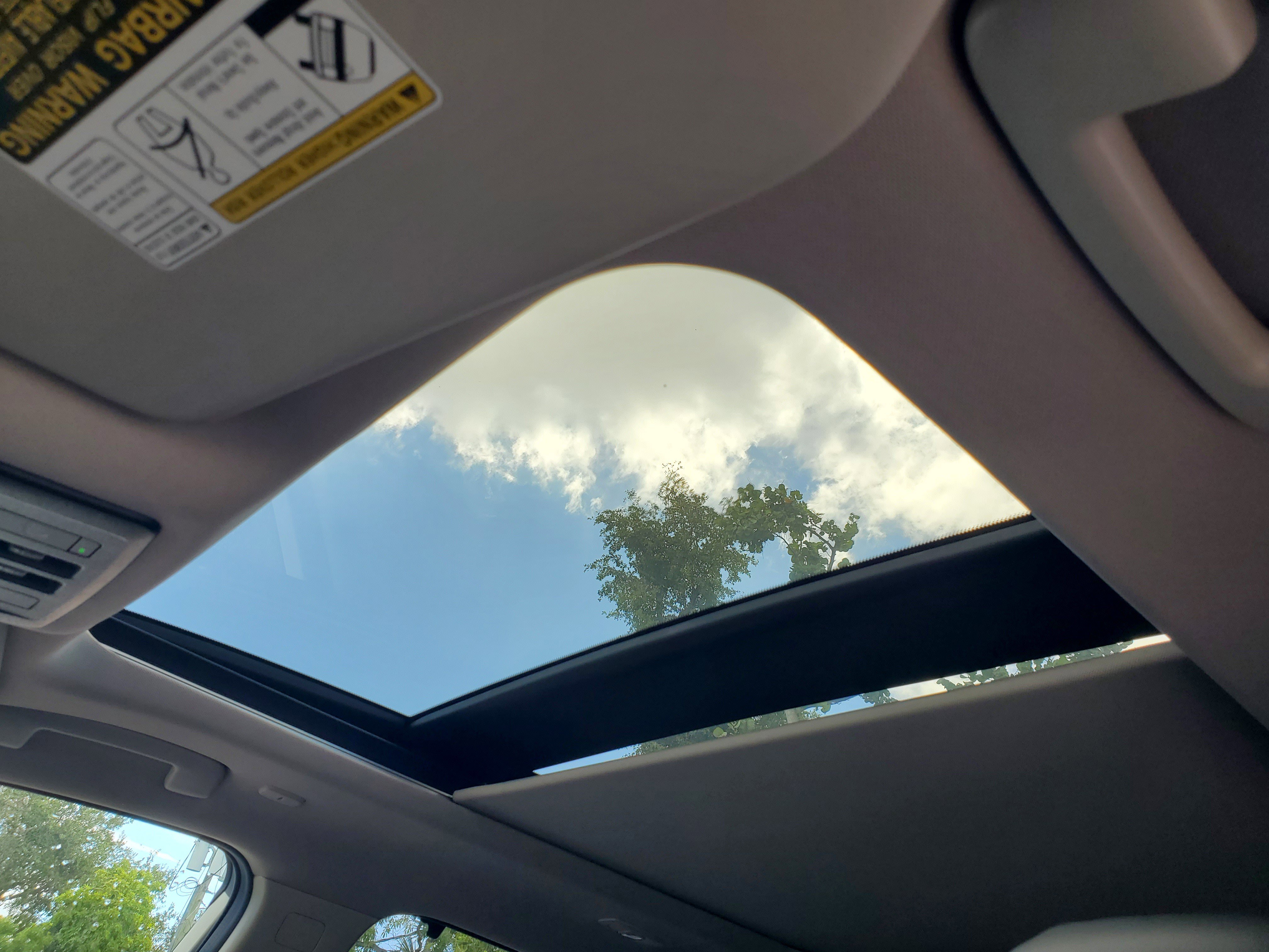 Used 2022 Nissan Rogue SV w/ SV Premium Package image 9