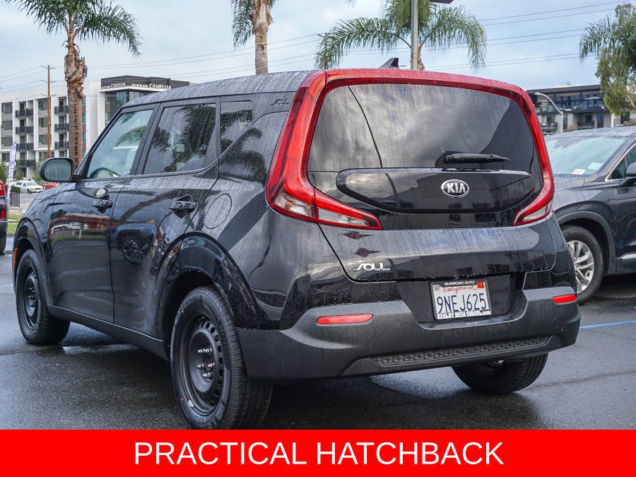 Used 2020 Kia Soul LX FWD image 4
